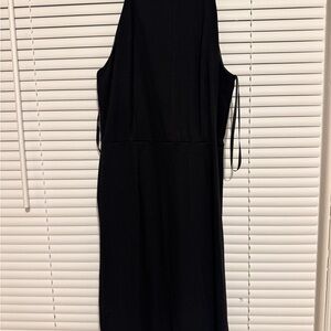 Elegant Black Sleeveless Dress
